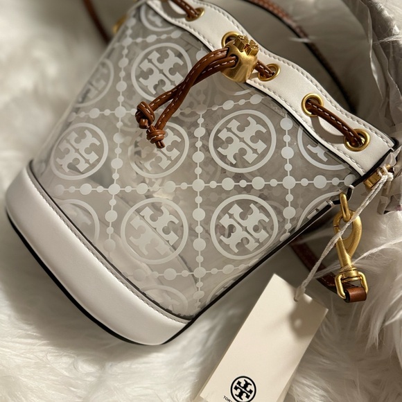 T Monogram Bucket Bag - Picture 5 of 14